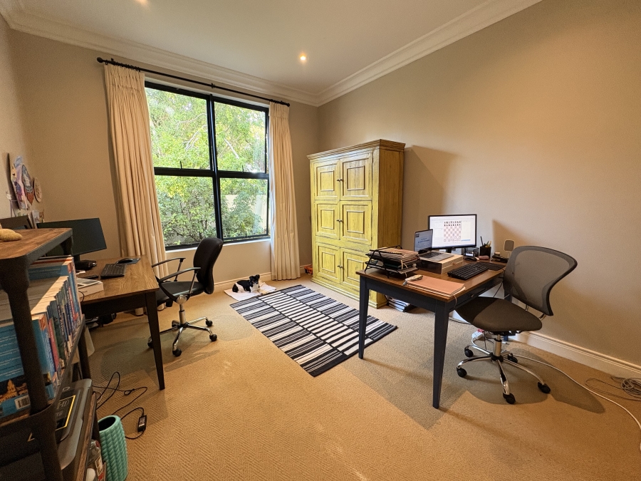 3 Bedroom Property for Sale in Constantia Western Cape